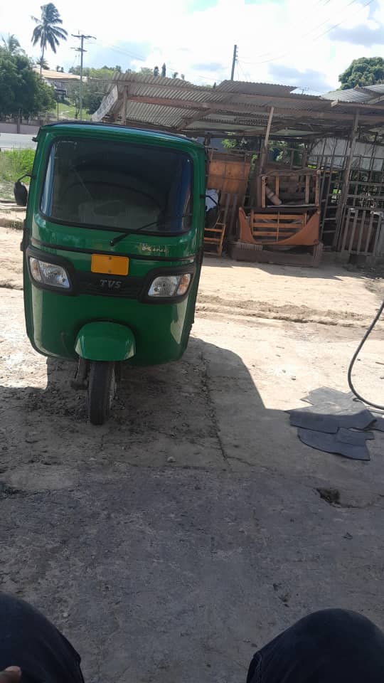 Tuktuk Bajaj