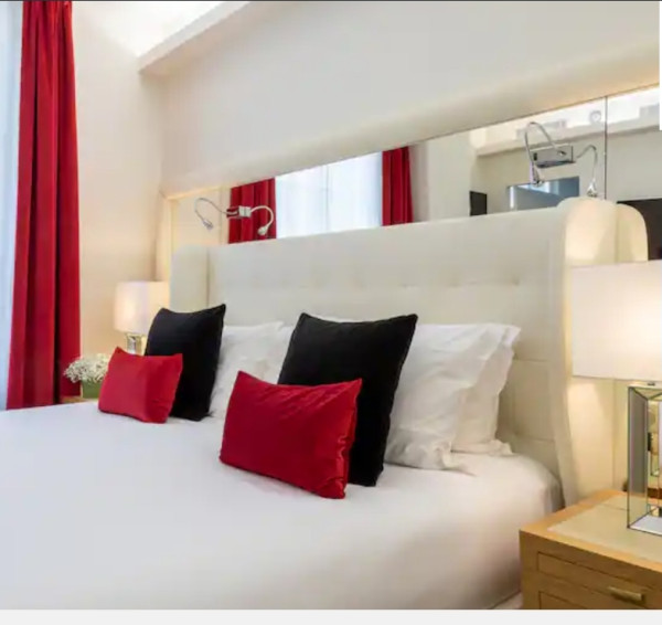 Hotel Camille Paris Gare de Lyon, Tapestry Collection by Hilton